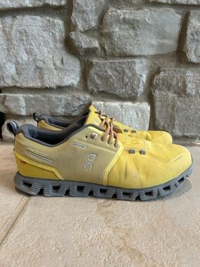 On Clouds Running Men's Yellow Athletic Shoes